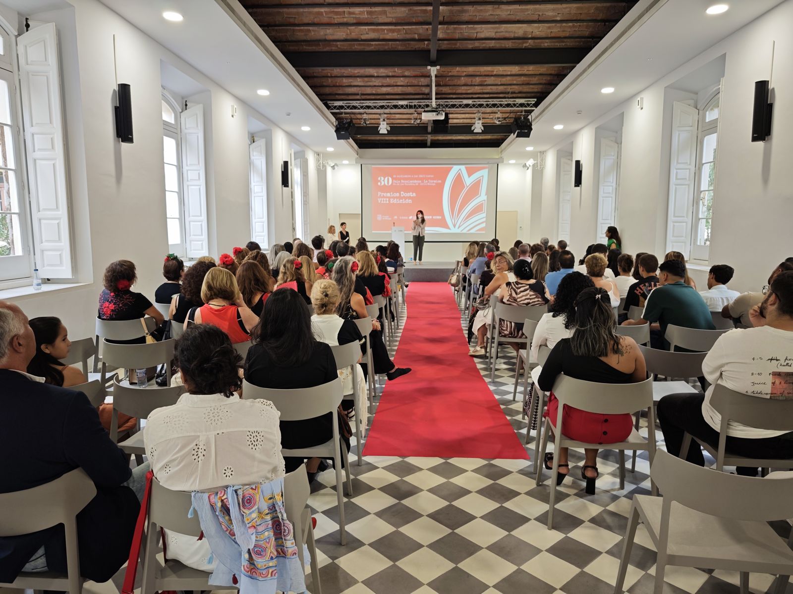 La sala de La Térmica llena de público durante la gala